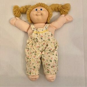 Cabbage Patch Coleco Doll 1978,1982 Green Signature Head mold 15